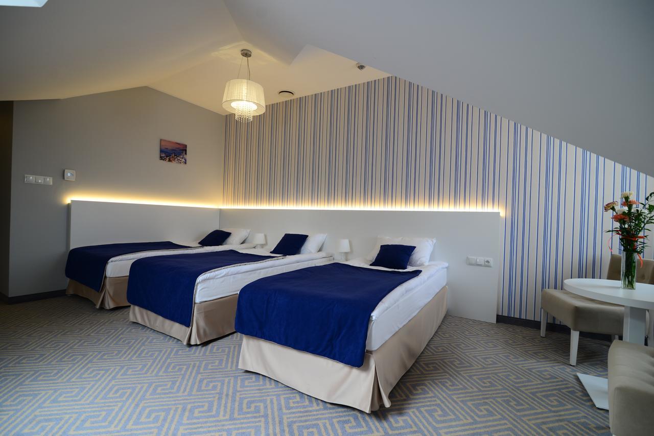Hotel Aleksandria سيدلس المظهر الخارجي الصورة