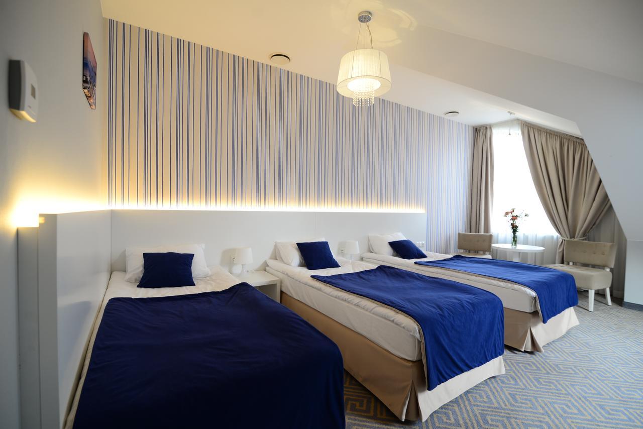 Hotel Aleksandria سيدلس المظهر الخارجي الصورة